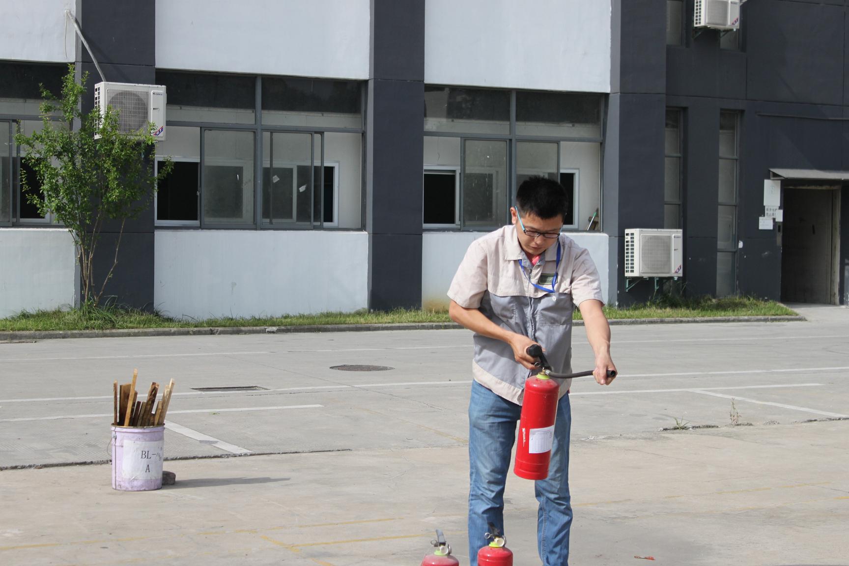 色婷婷AV一区二区三区之红樱桃