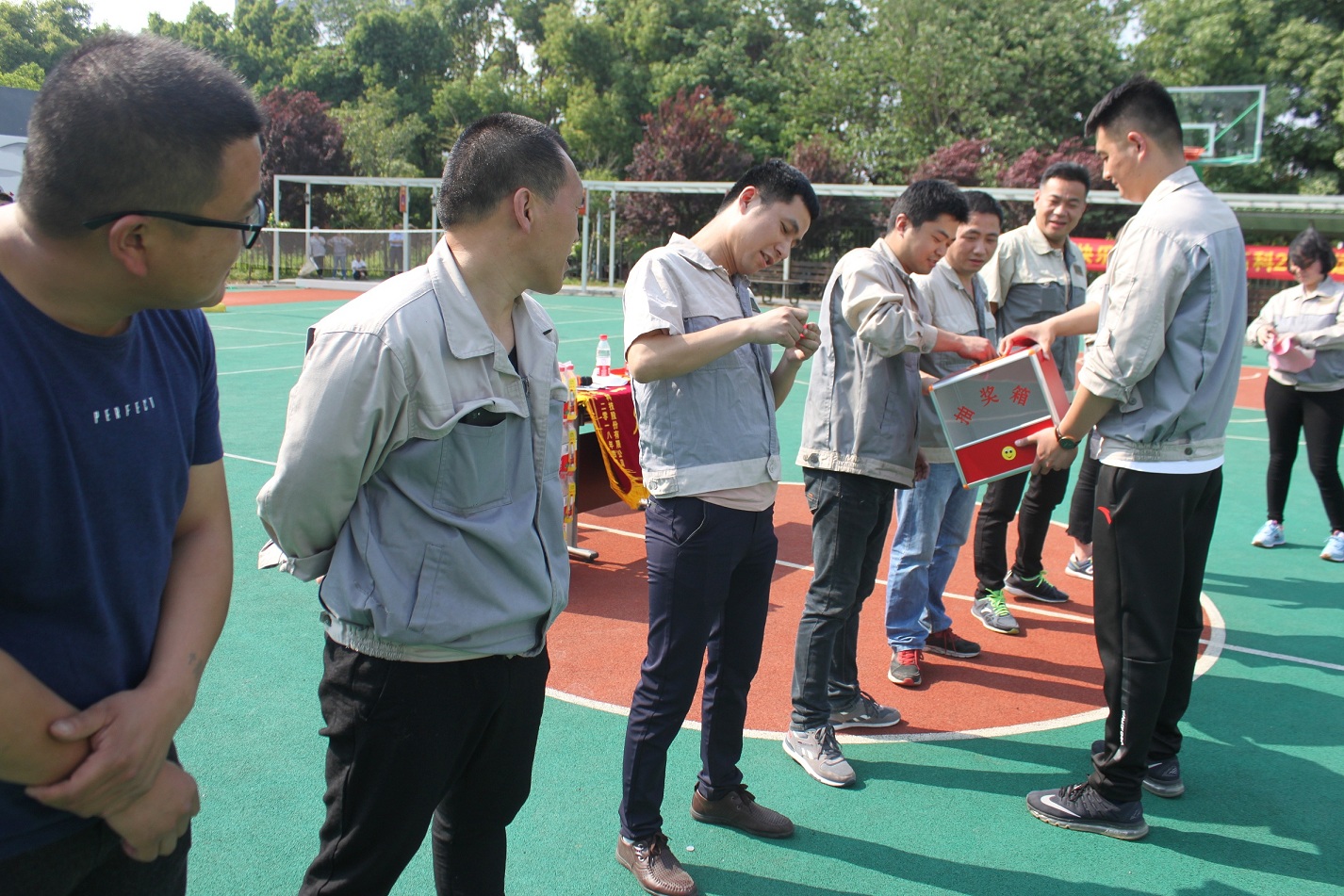 色婷婷AV一区二区三区之红樱桃