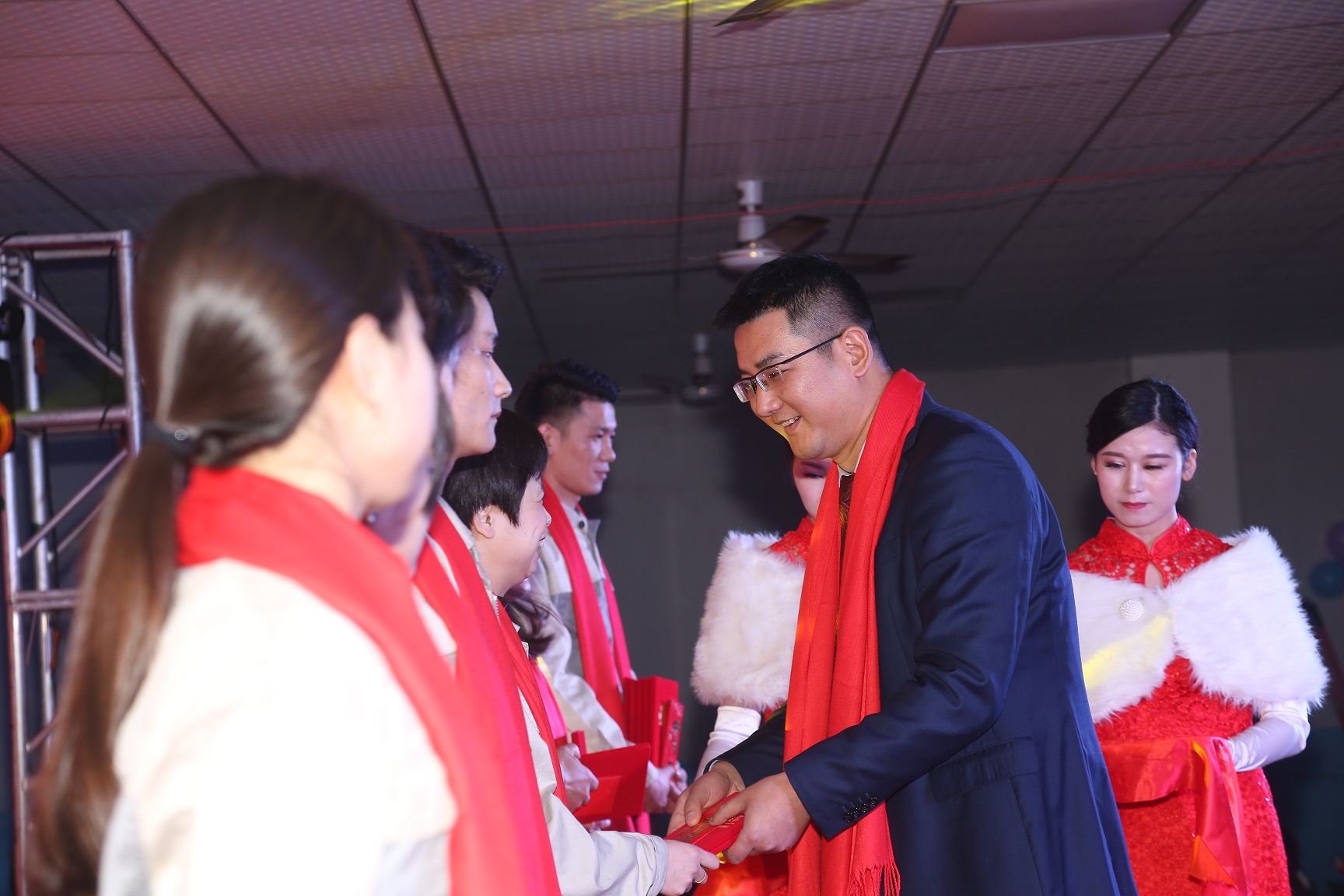 色婷婷AV一区二区三区之红樱桃