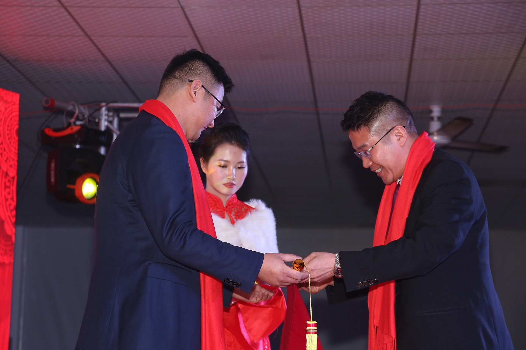 色婷婷AV一区二区三区之红樱桃