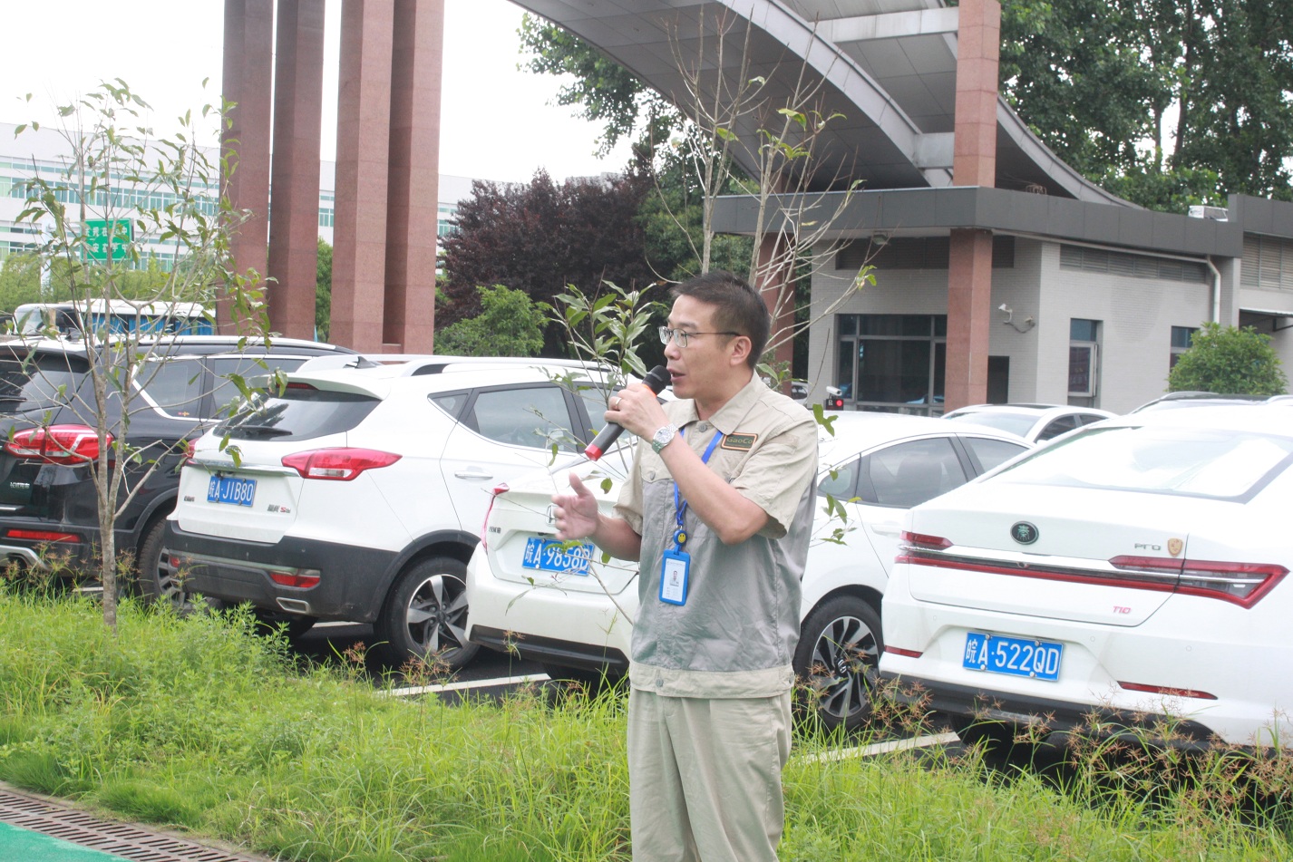 色婷婷AV一区二区三区之红樱桃