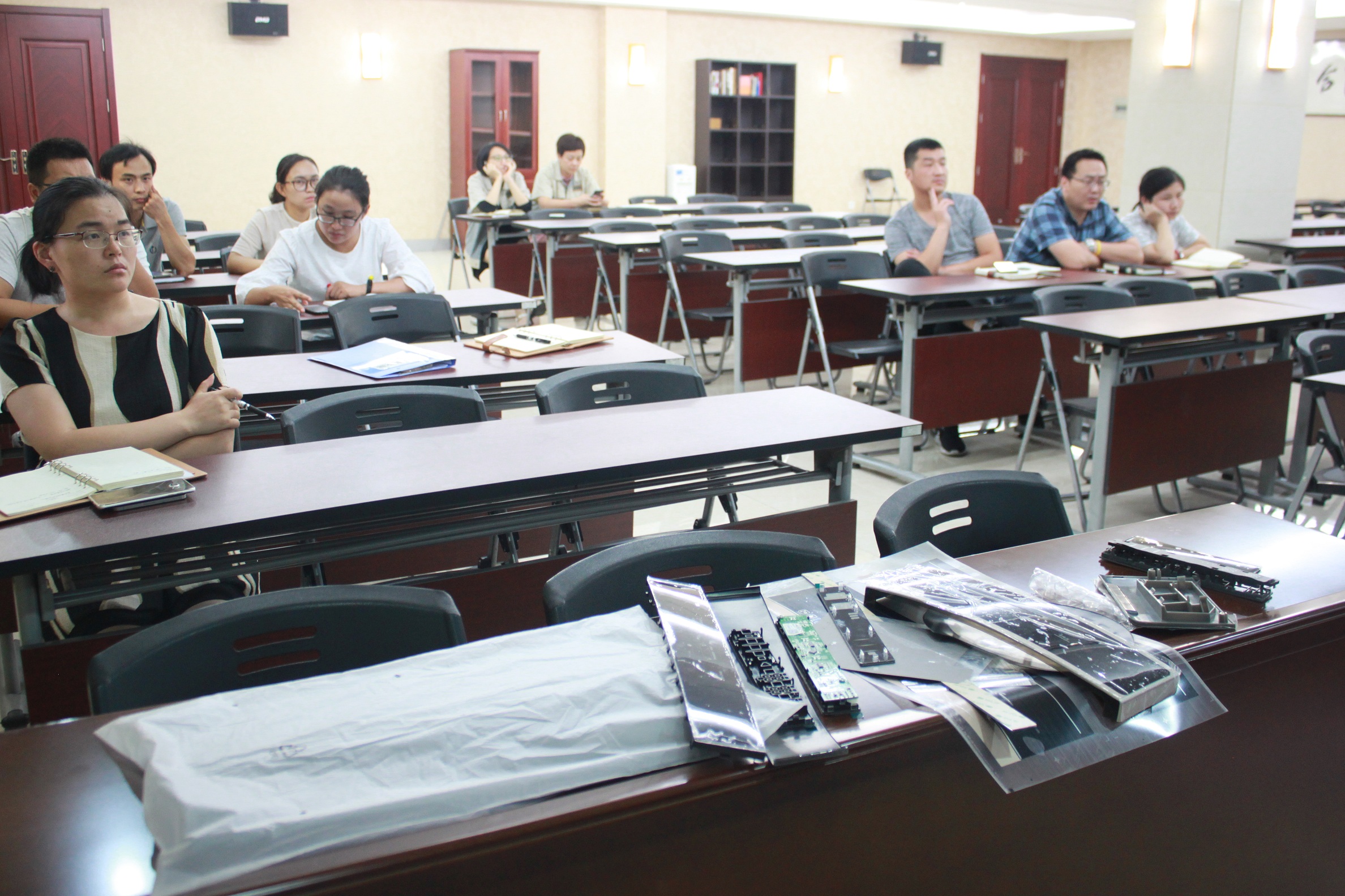 色婷婷AV一区二区三区之红樱桃