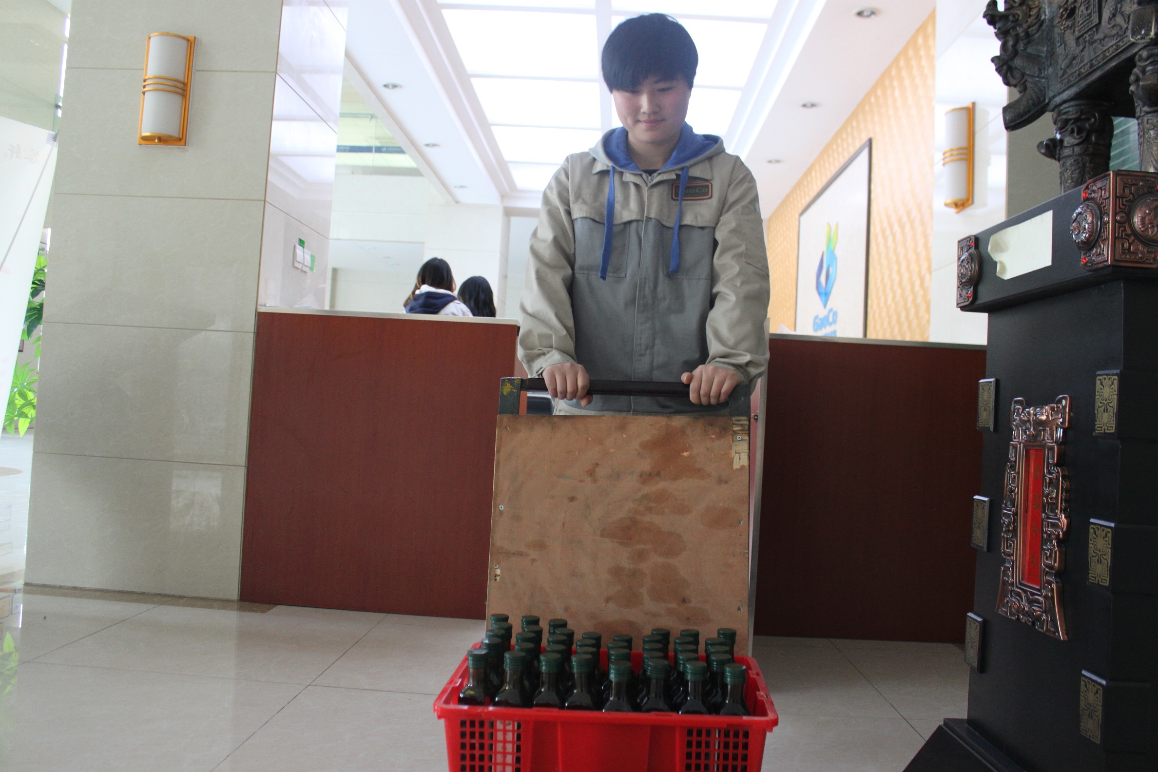 色婷婷AV一区二区三区之红樱桃